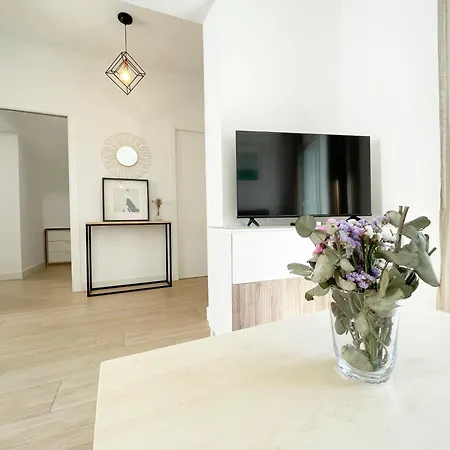 Malagadevacaciones - Carla Apartment Malaga